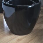 430MM VENETIAN GLOSS BLACK WITH SELF WATERING SYSTEM
